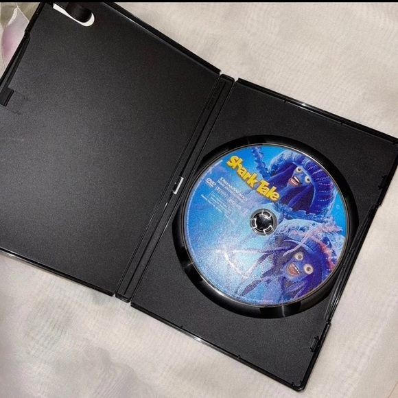 Shark Tale DVD - Picture 3 of 3